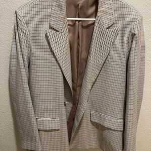Cream and Black Houndstooth Blazer with Notched Lapels